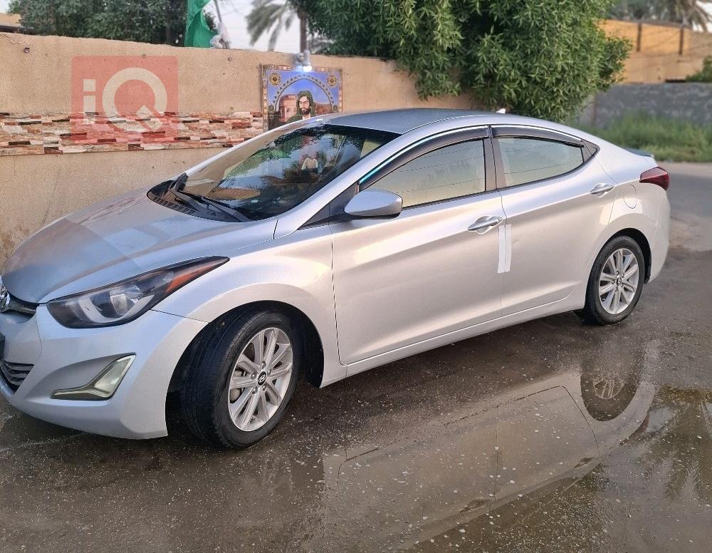 هیوندای ئەلەنترا